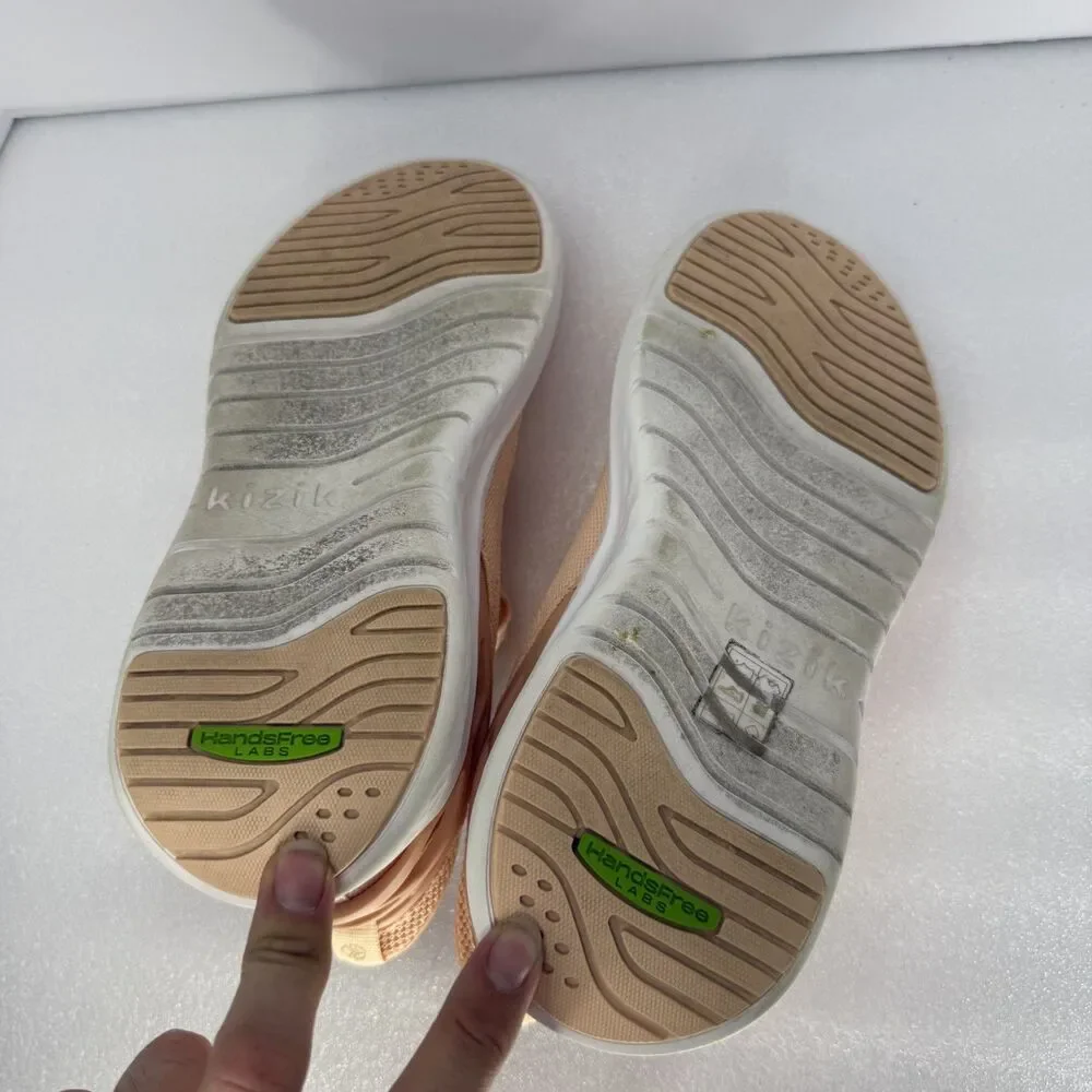 Kizik Athens Shoes Womans 8 Wide Hands Free Slip On Fawn Peaches And Cream Logo